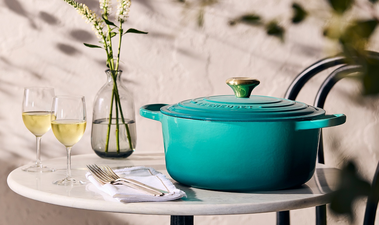 Bleu Riviera: новый цвет в палитре Le Creuset